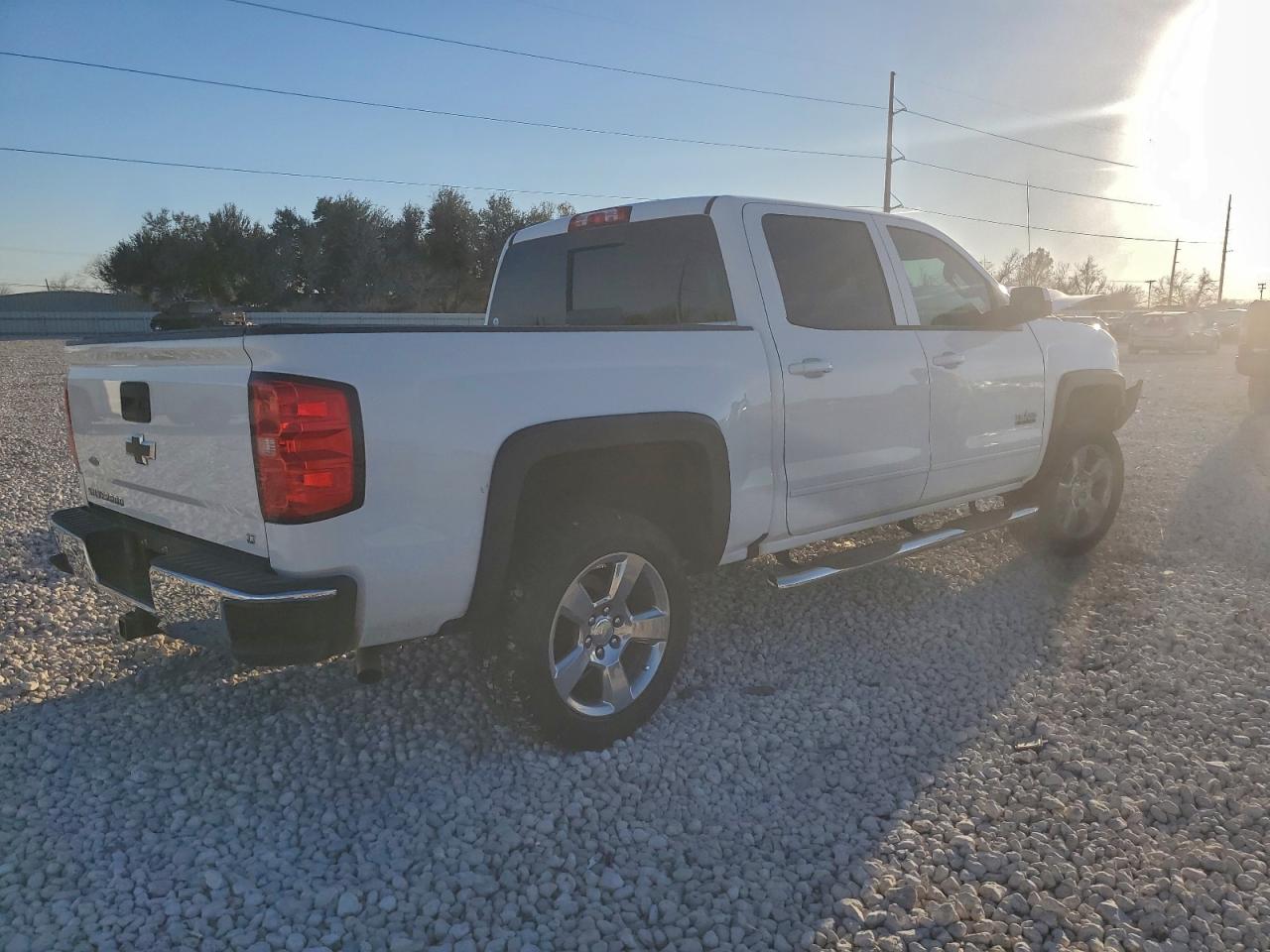 Chevrolet Silverado C1500 Lt Image 3