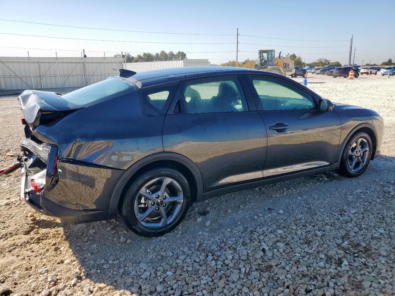 Kia K4 Lx Lx Image 5